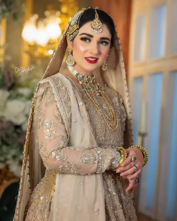 Sarah Khan Looks Stunning Dressed Up as a Bride in Her Recent Shoot