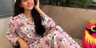 Hania Ahmed Biography, Age, Family, Mother, Father, Sister