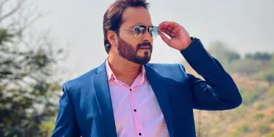 Paras Masroor Biography, Age, Family, Wife, Drama List